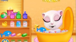 Кошечка Анжела грязнуля.купаем кошечку