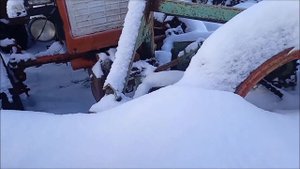 Крепление лопаты (отвала) грейферного погрузчика ПГ-0,2А на трактор Т-25 (мой вариант)