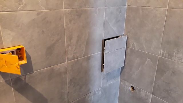 Сан узел из керамогранита с парящим пьедесталом в г. Батайске . смотреть онлайн