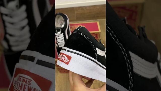 кроссовки Vans Old Skool Black White смотреть онлайн