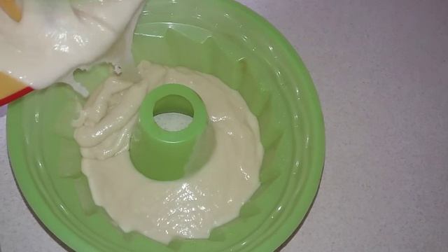 Быстрый пирог из доступных продуктов. Без яиц, молока, сливочного масла. смотреть онлайн