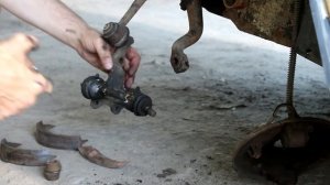 запорожец замена вкладышей шаровых опор и тормозных колодок на запорожце