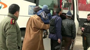 В провинции Хомс российские и сирийские военные ор...ход боевиков и членов их семей из района Альвар