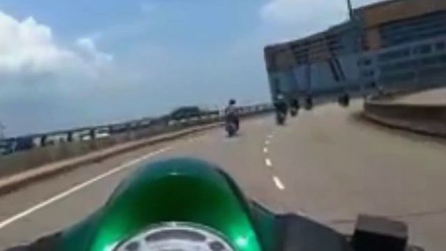 rindu ride ke tu...Kita TROWBEK JE LAH....janji manis kenangan tu ❤️??? смотреть онлайн