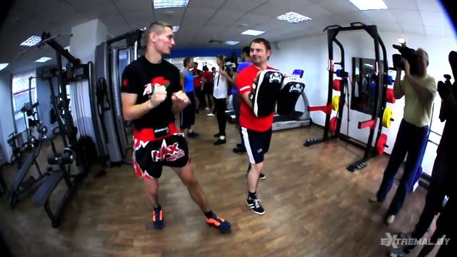 Андрей Кулебин бьет журналиста смотреть онлайн