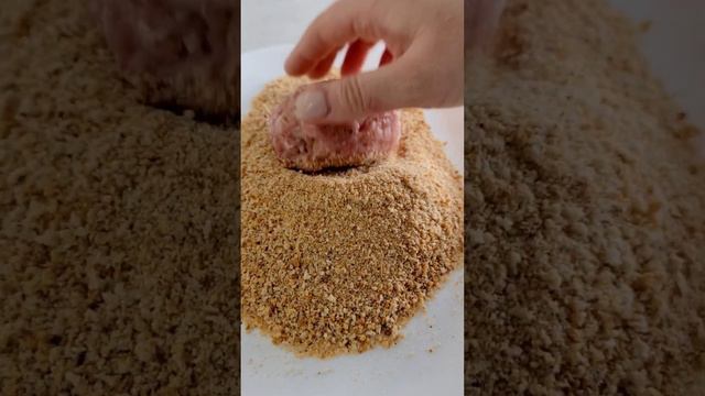 Те самые школьные котлеты из детства. Столовский рецепт. Приготовьте и вспомните знакомый вкус.