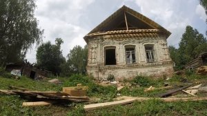Приступили к фронтону дома прадеда. Сделали отлив и начали второй