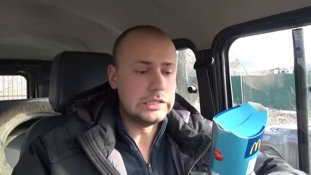 McDonalds - Цезарь Ролл VS Фиш Ролл смотреть онлайн