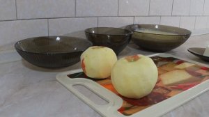 Нежный МАННИК с яблоками и изюмом ✽ Простая и вкусная выпечка в мультиварке (или духовке)