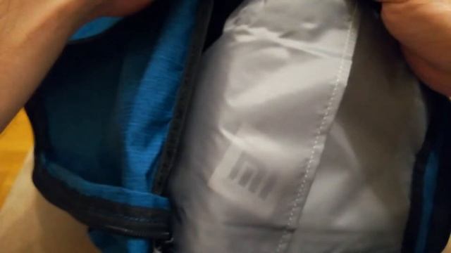 Распаковка и обзор Рюкзака XIAOMI 10L. смотреть онлайн