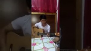 Индийская песня на гитаре игрет Казах