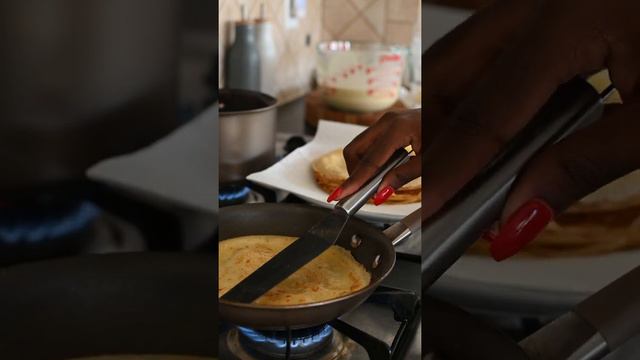 Hibiscus Mille Crêpe Recipe | Ashley Thai смотреть онлайн