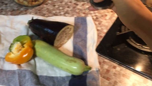 Впервые запекаю овощи в печке на углях смотреть онлайн