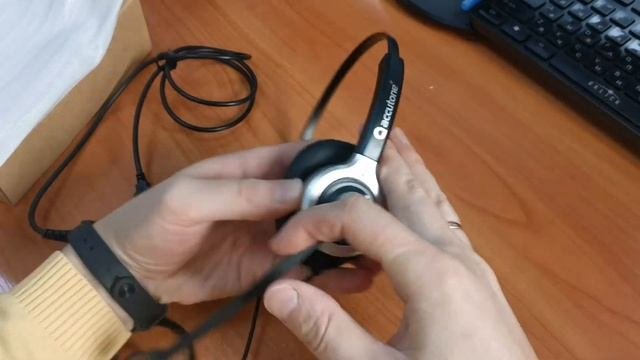 USB-гарнитура Accutone UM610 MK2