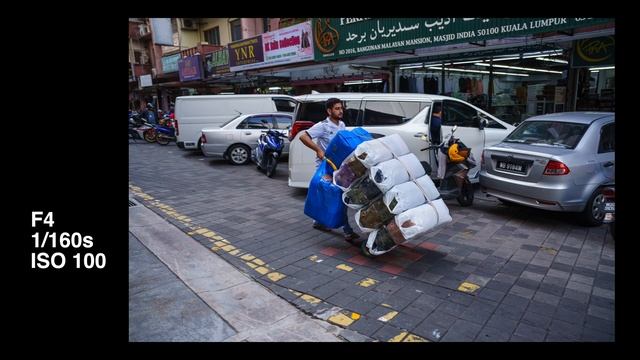 Forget Leica Q3 and Get This –Viltrox 28mm Gives Sony Leica Abilities смотреть онлайн