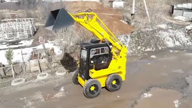 МКСМ 800 Мини погрузчик смотреть онлайн