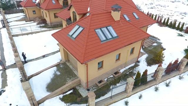 Продаются коттеджи (421 кв.м ) с. Вишенки, (рядом КГ«Золоче») (realtor-top.com) смотреть онлайн