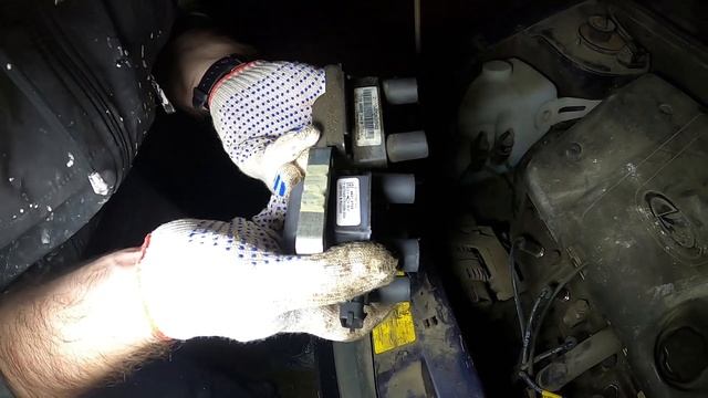 Замена модуля зажигания Калина 1,6 8 кл. смотреть онлайн