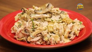 Рваный салат с курицей и шампиньонами