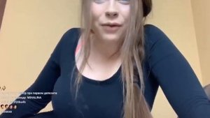 Михалина спалила сосок через дырку в кофте! ЖЕСТЬ ПОКАЗАЛА СИСКИ ! СПАЛИЛА бидоны !