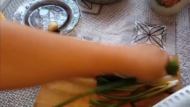 Салат из спаржевой фасоли и куриного филе??? смотреть онлайн