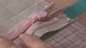 Лапка для потайной молнии