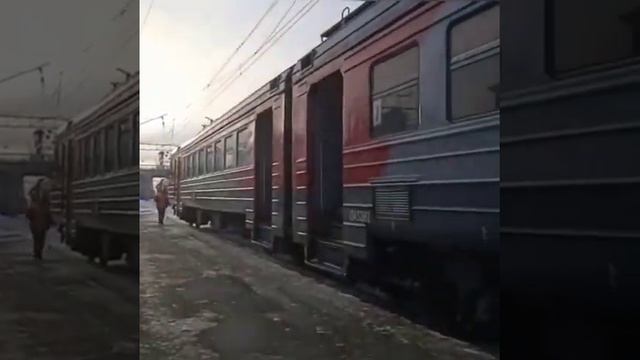 Замена электропоезда на маршруте Томск - Новосибирск ЭД4МК-0092 "Томский экспресс"! смотреть онлайн