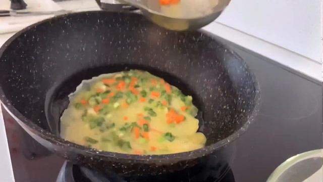 Яичный ролл. Вкуснейший завтрак за 5 минут. смотреть онлайн