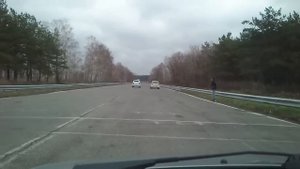 Lada Granta vs Volkswagen Polo ( гранта против поло )