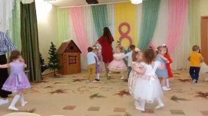 Утренник в детском🏡🤗 саду. 😊