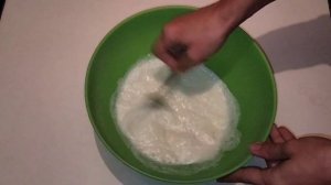 Тесто для пирожков на кефире без дрожжей.