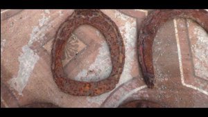 НЕ ВЫБРАСЫВАЙТЕ ПОДКОВЫ! ОЧИСТКА ПОДКОВ ОТ РЖАВЧИНЫ. ЧТО МОЖНО СДЕЛАТЬ ИЗ ПОДКОВ. ПОДГОТОВКА 1 ЧАСТ