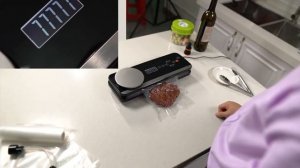 Вакуумный упаковщик Cocoon VS 6680M - демонстрация работы