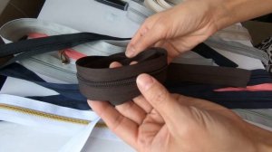 КАК ПОМЕНЯТЬ НА МОЛНИИ БЕГУНОК.КАКИЕ МОЛНИИ ЛУЧШЕ?ЛАЙФХАКИ ПРИ ШИТЬЕ СУМОК.