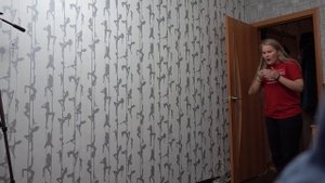 КАРАНДАШ В ГЛАЗУ! Я БУДУ ЖИТЬ?! ЖЕСТОКИЙ ПРАНК! ОНА ПЛАЧЕТ! ОЧЕНЬ СТРАШНЫЙ РОЗЫГРЫШ СЕСТРЫ (БпС)