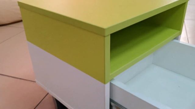 174304 "ФУТБОЛ/МОДЕРН" тумба выкатная(арт.ЛД 518.120(520.120), от н-ра дет.мебели. Цвет: белый/лайм смотреть онлайн