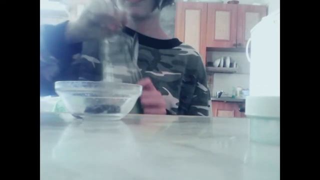 Делаем помаду/помада из восковых карандашей/лайфхак смотреть онлайн