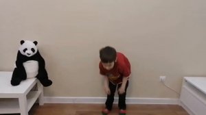 Зарядка для детей на английском языке. Head, shoulders, knees.