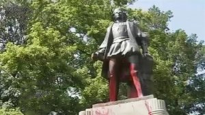 В США борцы с памятниками добрались до Христофора Колумба