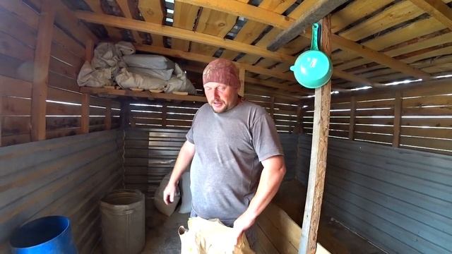 Деревенские будни. Цены на сено 2023. Сколько рулонов будем покупать. Отзыв на новую корову. смотреть онлайн