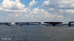 В гавань заходили корабли через Варваровский мост Николаева