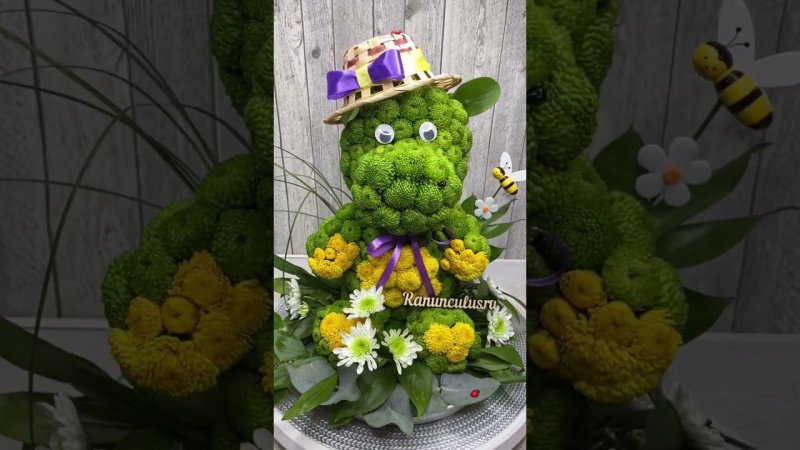 Бегемот из цветов #flowers #florist #animals #hippopotamus