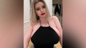 Carolina Sukie Plus Size Model |Curvy Model | Body Possitive | Wiki | Relation | Biography | Worth