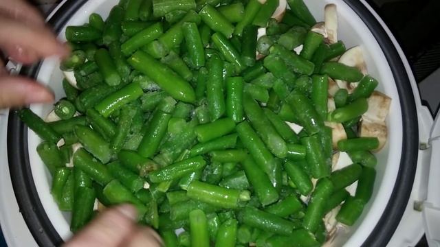 Как приготовить блюдо на пару. Курица, стручковая фасоль и шампиньоны смотреть онлайн