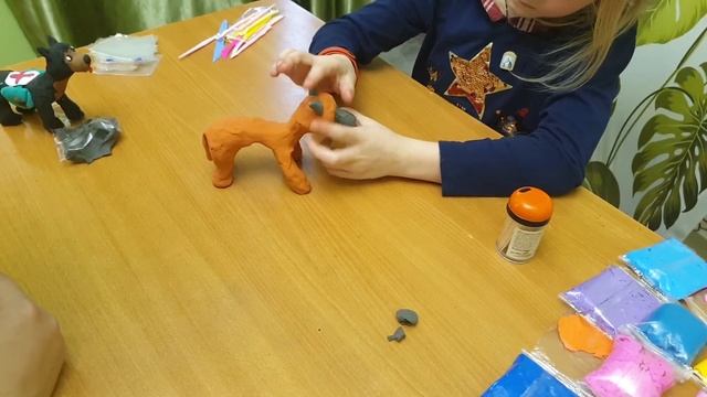 Подробный мастер класс лепка собаки на каркасе