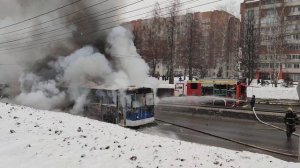 Тушение Тройлебуса в Чебоксарах 04.03.23 VID 20230304 152051