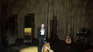 "Вертинский", "В бананово-лимонном Сингапуре"
