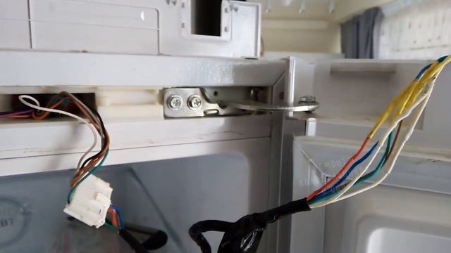 Ремонт холодильника Haier, не работает верхняя камера.