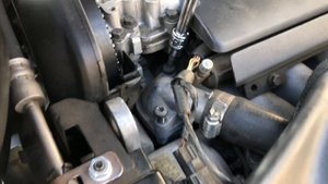 2004 Volvo S40 Thermostat and Coolant Temperature Sensor Replacement