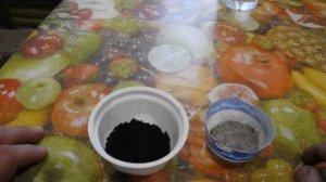 Проверка кислотности земли уксусом